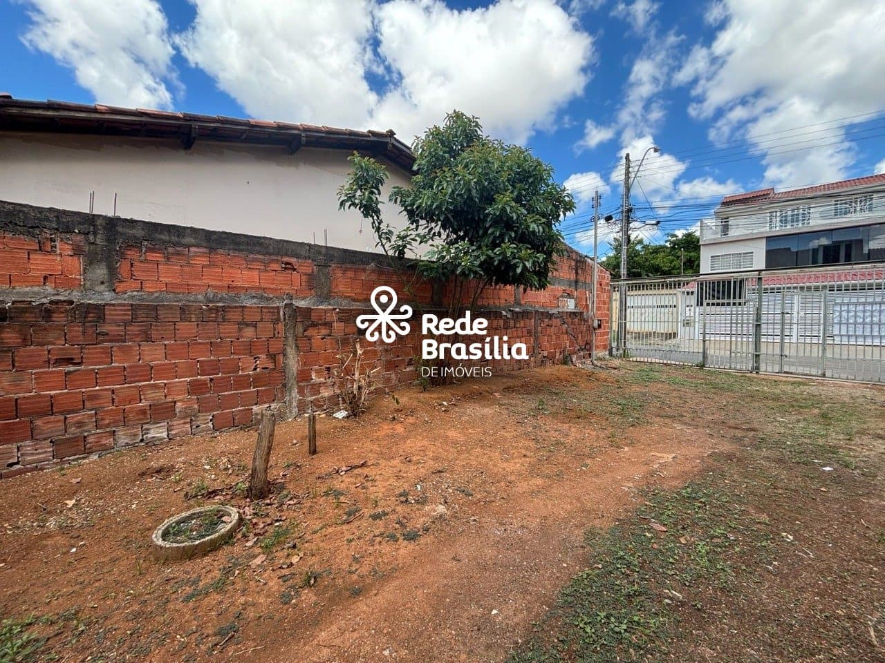 Imagem da propriedade EL2594 6