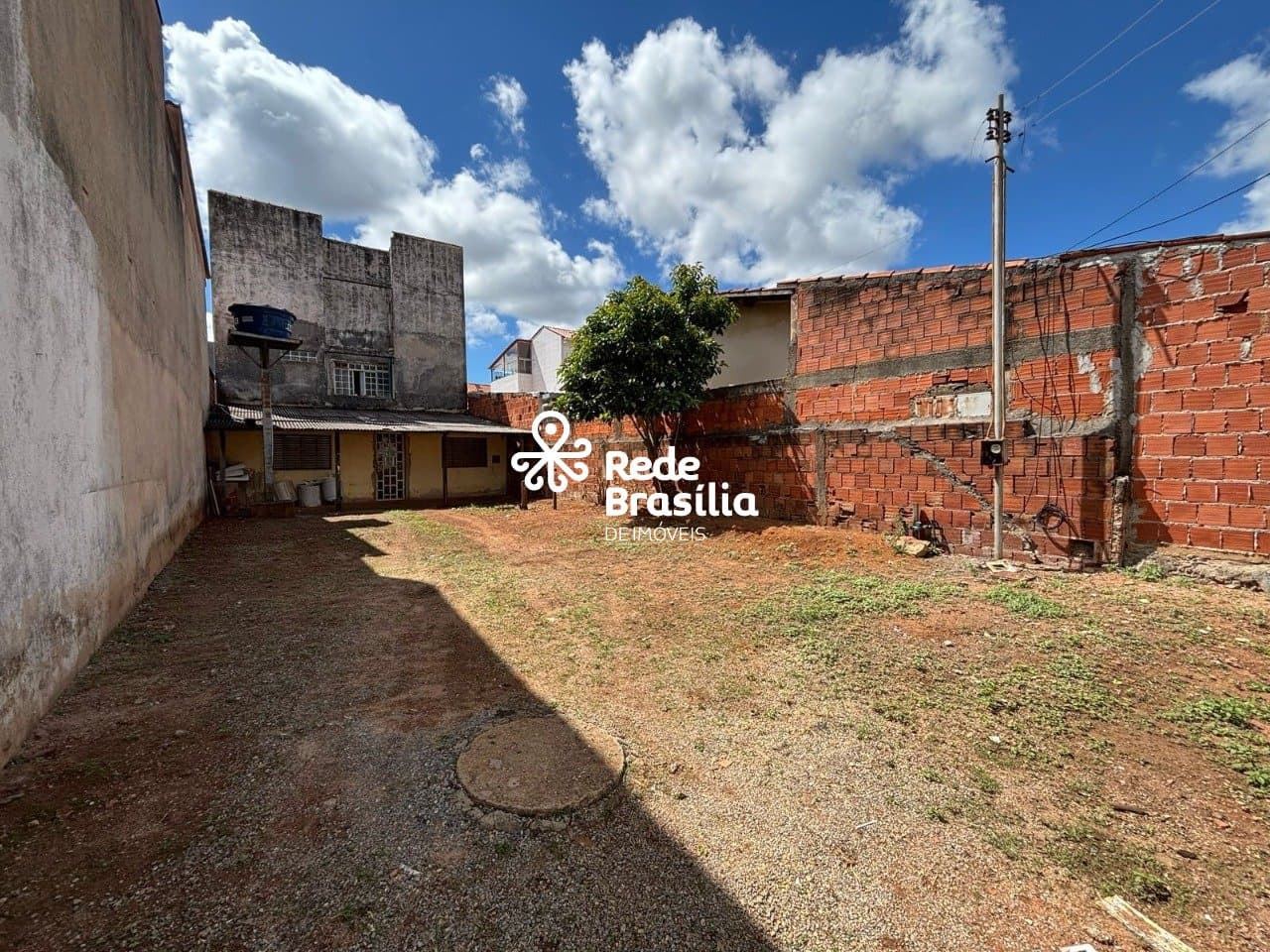 Imagem da propriedade EL2594 4