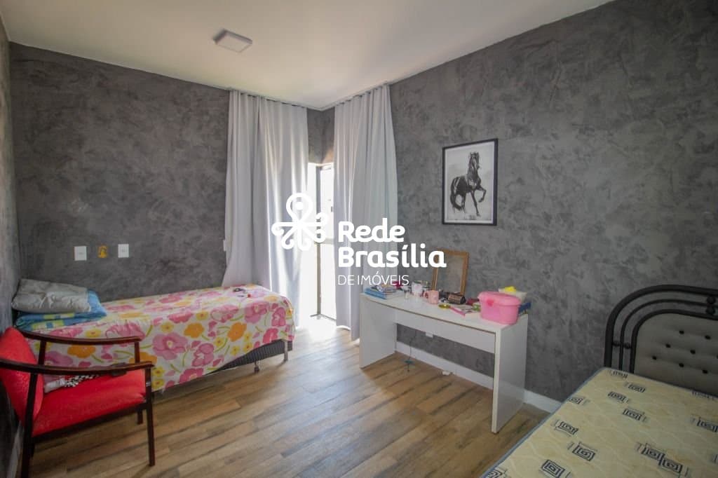Imagem da propriedade PD2423 22