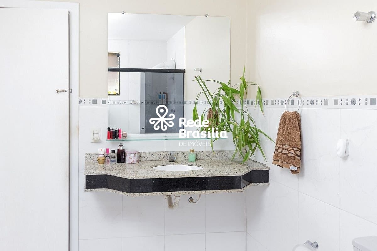Imagem da propriedade TH31926 12