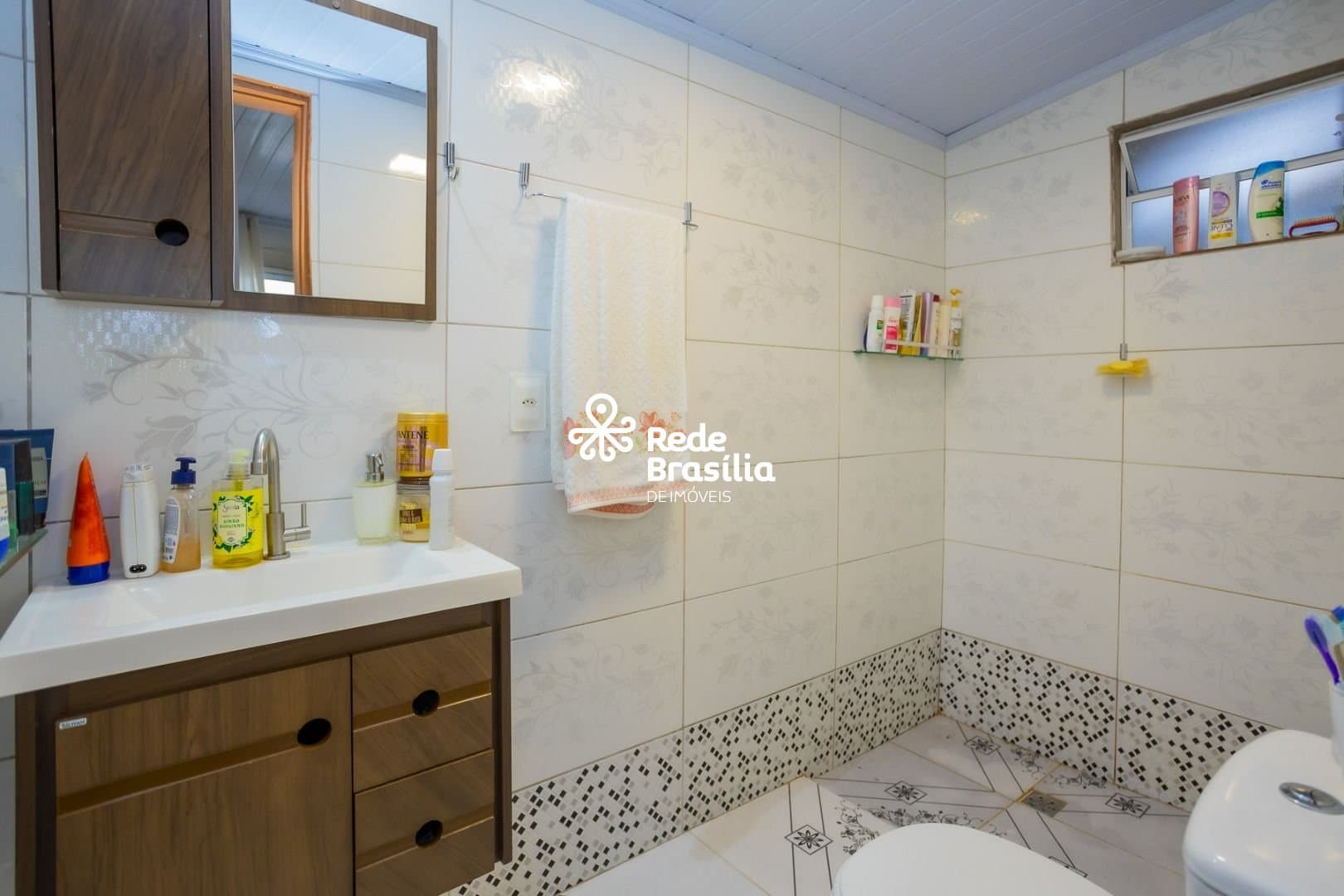Imagem da propriedade UB1045 10