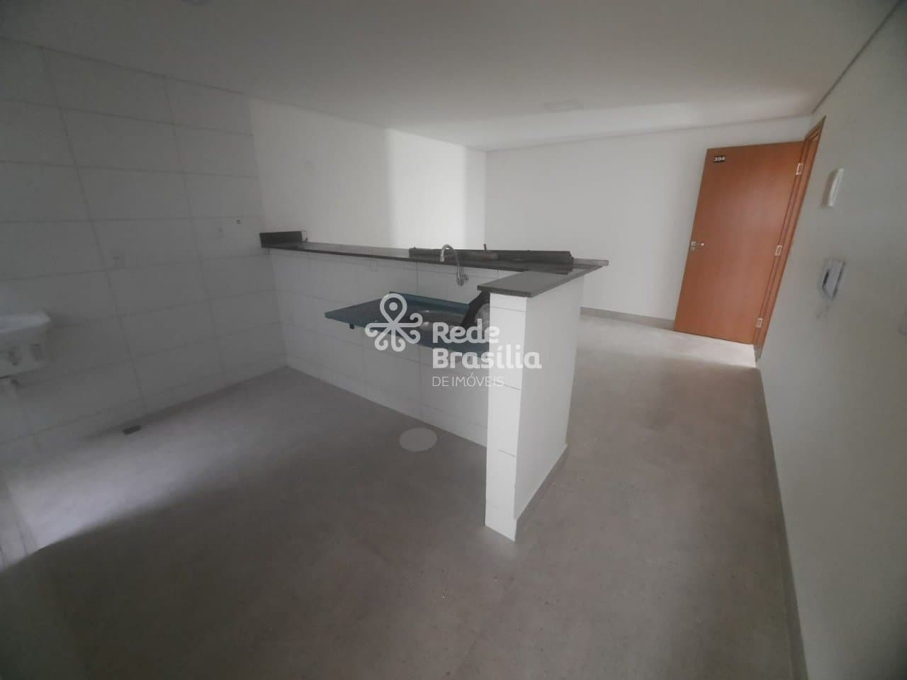 Imagem da propriedade UB1570 3