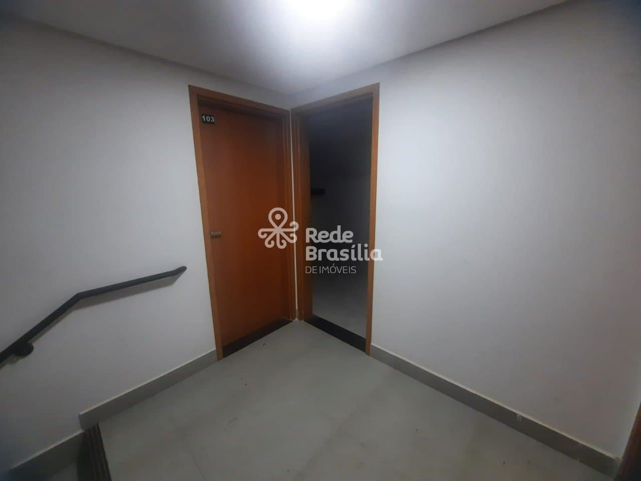 Imagem da propriedade UB1570 12